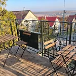 Vagabund Vendeghaz Holiday home *